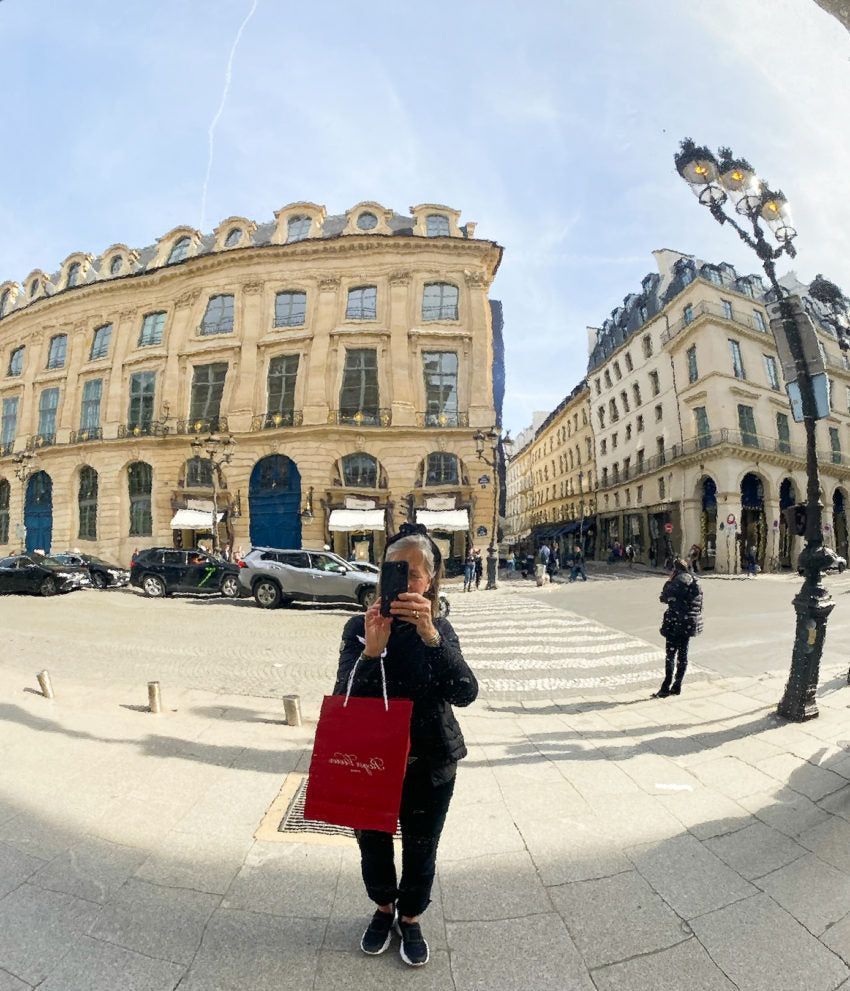 Deb’s Desk: Paris Fashion Window Shopping