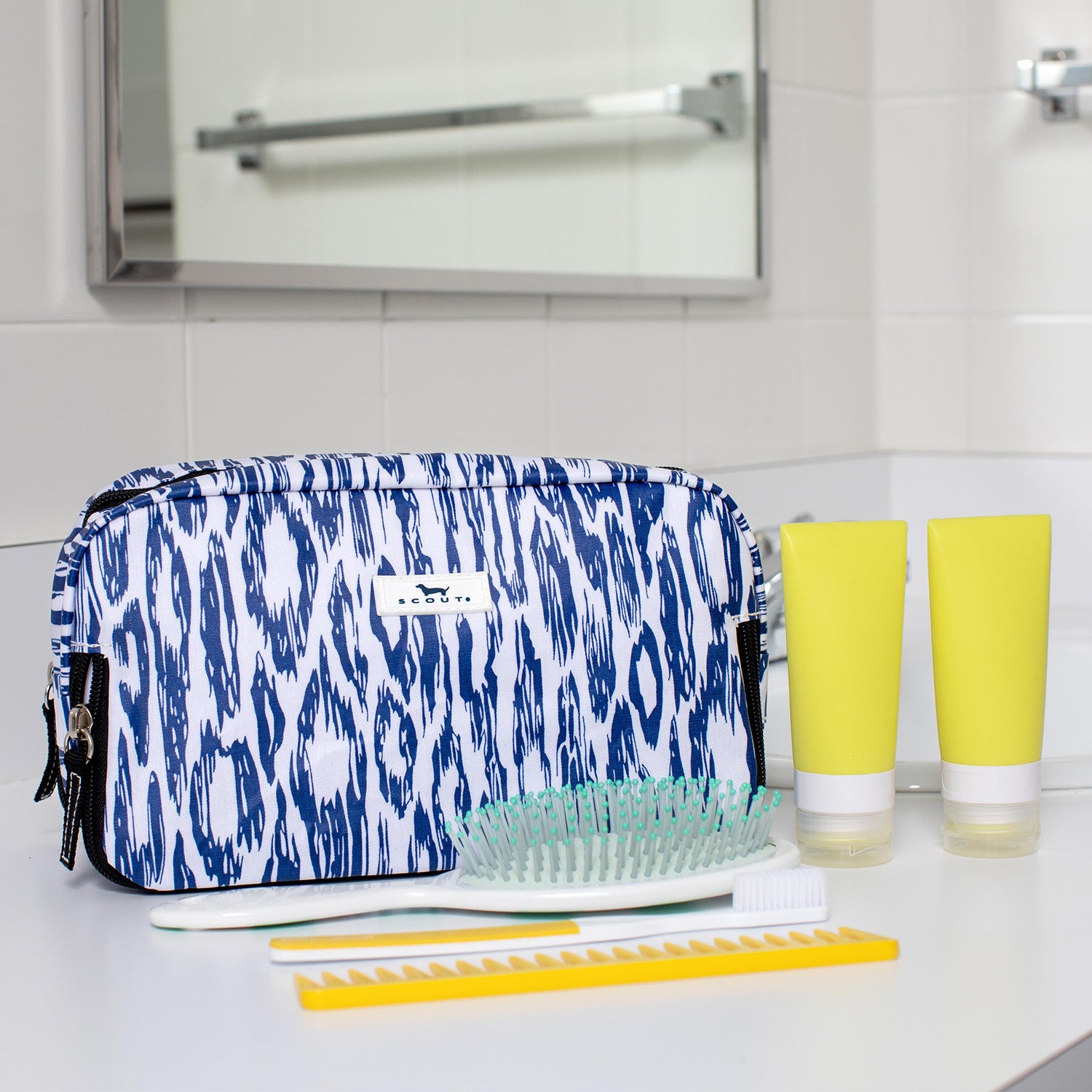 3-Zip Toiletry Bag Medium