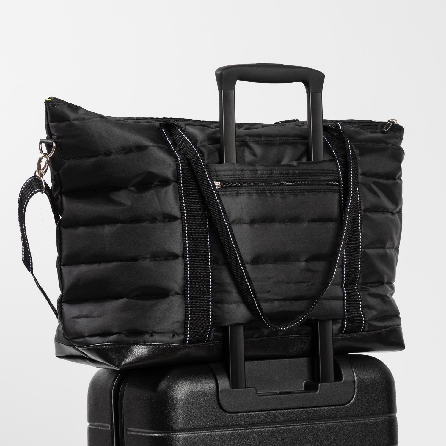 Triple Advisor Travel Bag