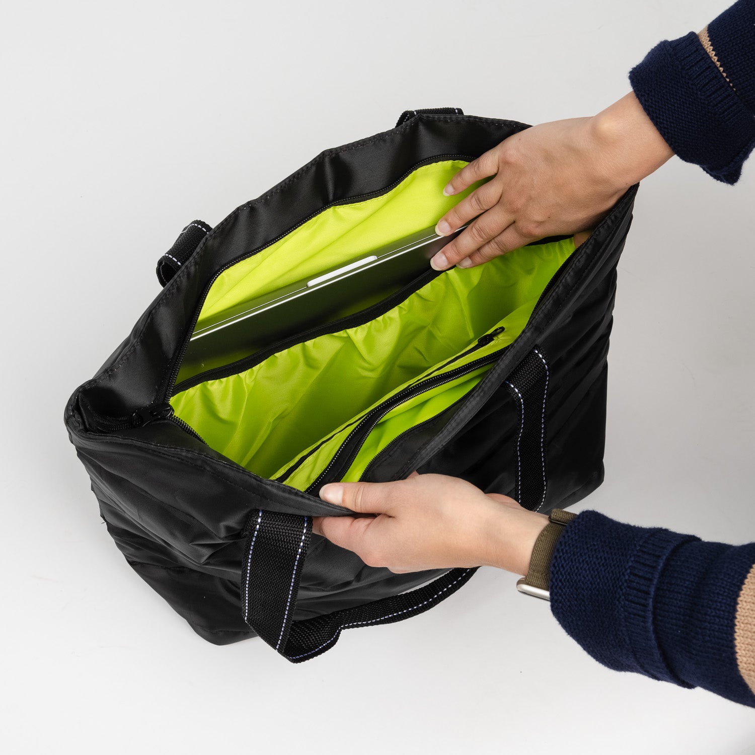 Layover Tote