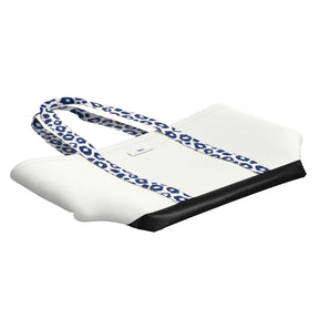 Wanderer Shoulder Bag