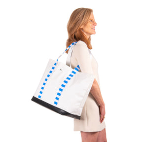 Wanderer Shoulder Bag