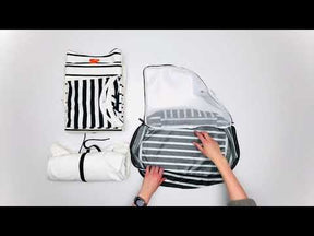 The Jet Set Foldable Packing Cubes (Set of 2)
